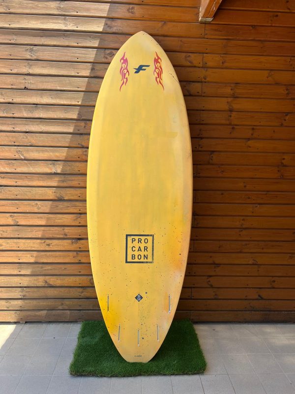 ⁦MADEIRO Carbon PRO 8.3 2022⁩ – תמונה ⁦2⁩