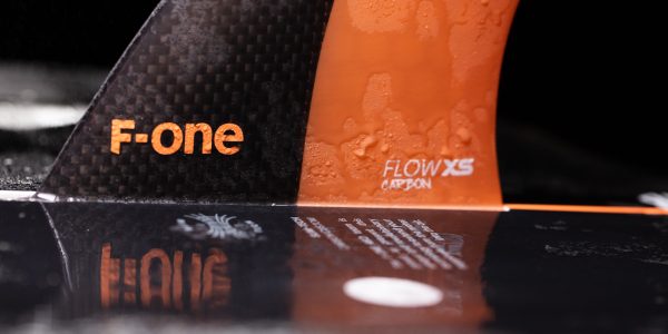 ⁦FINS FLOW M Carbon⁩ – תמונה ⁦3⁩