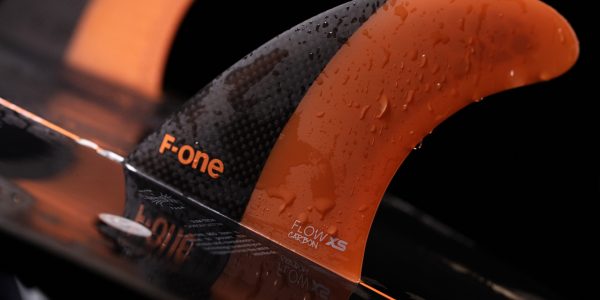 ⁦FINS FLOW M Carbon⁩ – תמונה ⁦2⁩