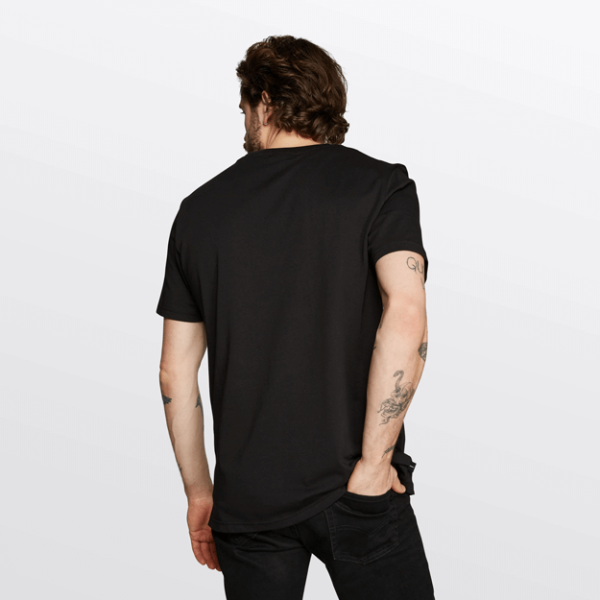 THE ONE TEE