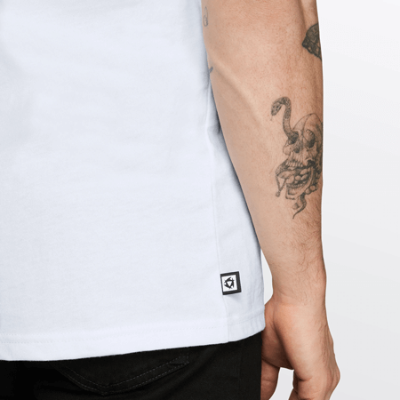THE ONE TEE