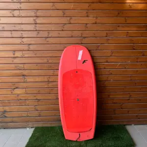 ROCKET WING 5.3X75L ק